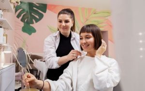 Календарь стрижек на март 2024 года: когда нельзя идти в парикмахерскую