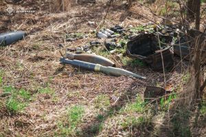 Піротехніки Служби порятунку обстежили на наявність вибухонебезпечних предметів понад 100 га території Донеччини