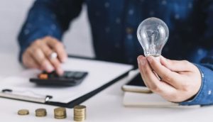 Чи підвищать українцям тарифи на електроенергію найближчим часом: міністр дав відповідь