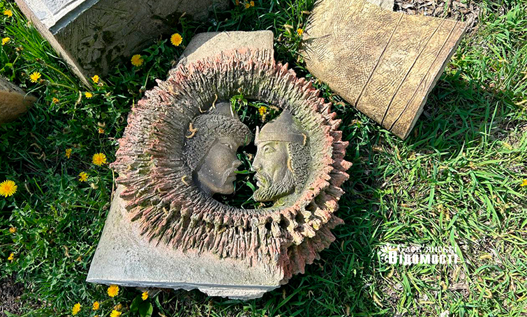 6a8d46e1 29d0 4e15 8354 5e9cdfc16542