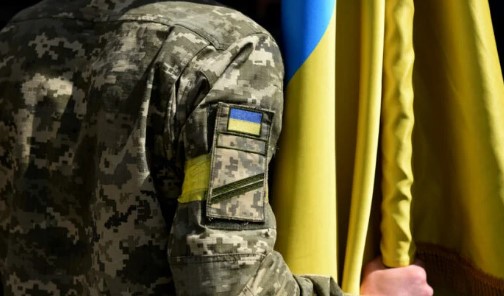 Призовний вік в Україні знизили з 27 до 25 років: що прописали в законі, який підписав президент