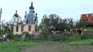 На Донеччині розміновують село Богородичне та допомагають його мешканцям покращити умови життя