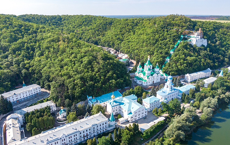 Чому Святогірську лавру досі не можуть забрати у Московського патріархату