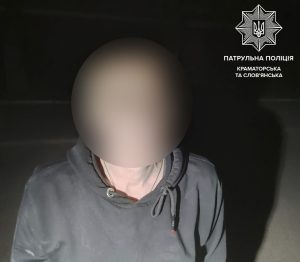 В Краматорську жінка викликала поліцію через насильство в родині. Куди звертатись у подібних випадках