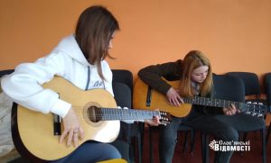 Музичні заняття для дітей на деокупованих територіях: як це вдається та чому важливо