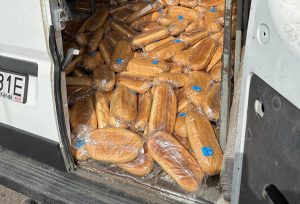 У Щурове після тримісячної перерви почали привозити хліб