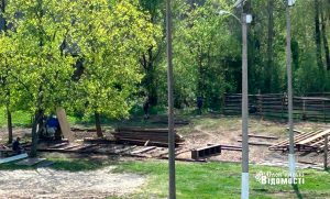 У Слов’янську почали будувати літній майданчик для тварин (фото)