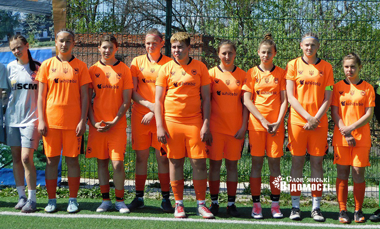 photo 5276050337825938002 y