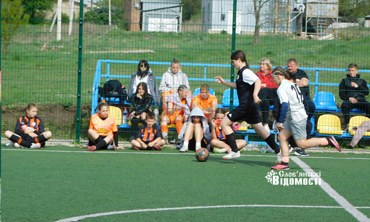 photo 5276050337825938009 y