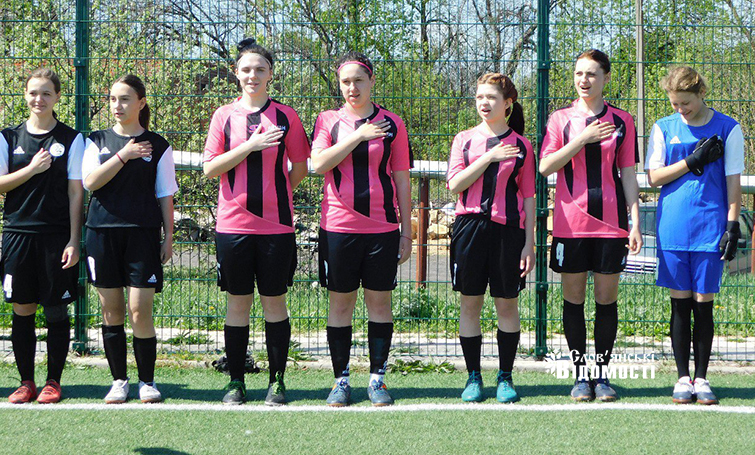 photo 5276050337825938014 y