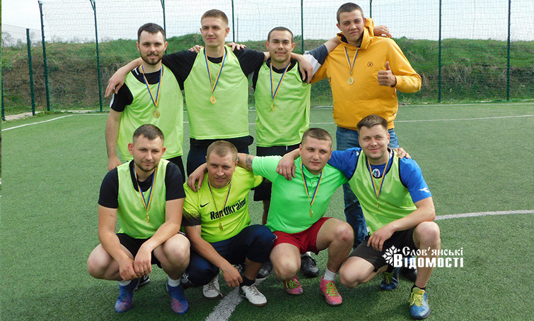 photo 5276050337825938374 y