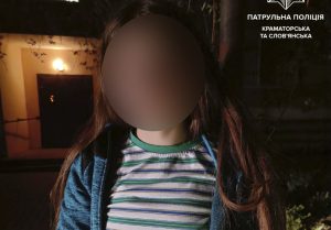 Громадянка невміло спробувала зникнути від патрульних: в неї виявили ознаки сп’яніння