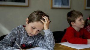 Школи, де навчаються менш ніж 45 дітей, закриють: скільки таких на Донеччині