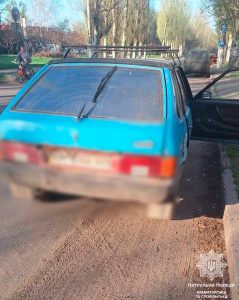 Водія у Слов’янську зупинили за брудний номерний знак, але виявилося, що він вживав наркотики