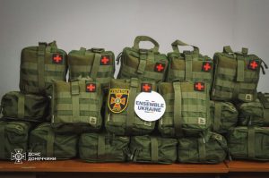 Рятувальники отримали 300 тактичних аптечок від благодійників
