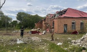 Загарбники били по Донеччині з авіації, РСЗВ «Град» та артилерії