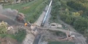 У Часовому Ярі окупанти зруйнували міст через канал “Сіверський Донець — Донбас”