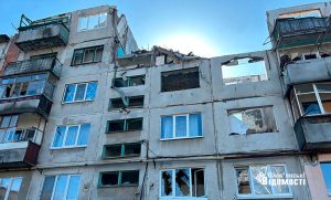 Скільки зруйнованих росіянами будинків в Україні