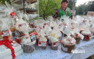 Якими є ціни на паски у магазинах Слов’янська напередодні Великодня (фото)