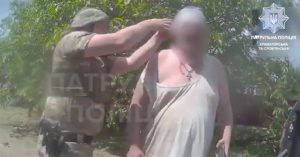 Патрульні Донеччини, евакуюючи громадян, потрапили під ворожий обстріл (відео)