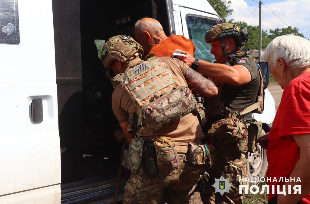 Під час евакуації на Авдіївському напрямку «Білі янголи» потрапили під удар дрону