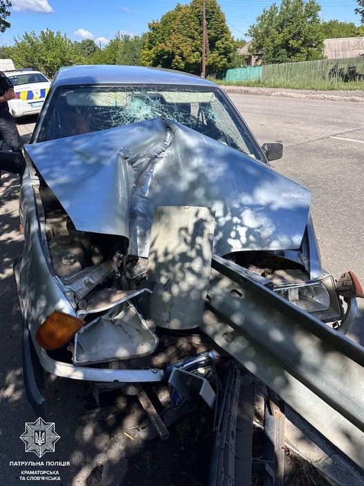 П’яний водій в’їхав у паркан у Краматорську