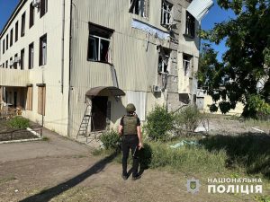 Одна людина загинула, дев’ять зазнали поранень на Донеччині внаслідок ворожих атак