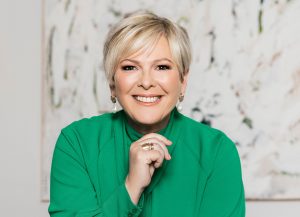 На виборах президента Ісландії перемогла інвесторка Халла Томасдоттір. Вона стане другою жінкою на посаді голови країни