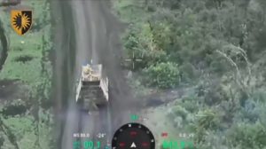 На Краматорському напрямку бійці ЗСУ затрофеїли “танк-черепаху” ЗС РФ разом з екіпажем