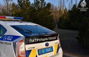 У Слов’янську патрульні затримали чоловіка, який перебував у розшуку