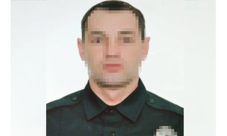 Поліцейського з Лимана заочно засудили за держзраду: змушував цивільних збирати тіла загиблих