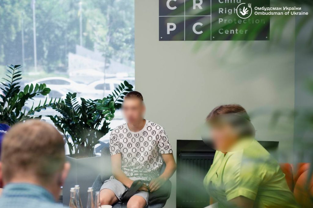 З окупації повернули 12 українських дітей