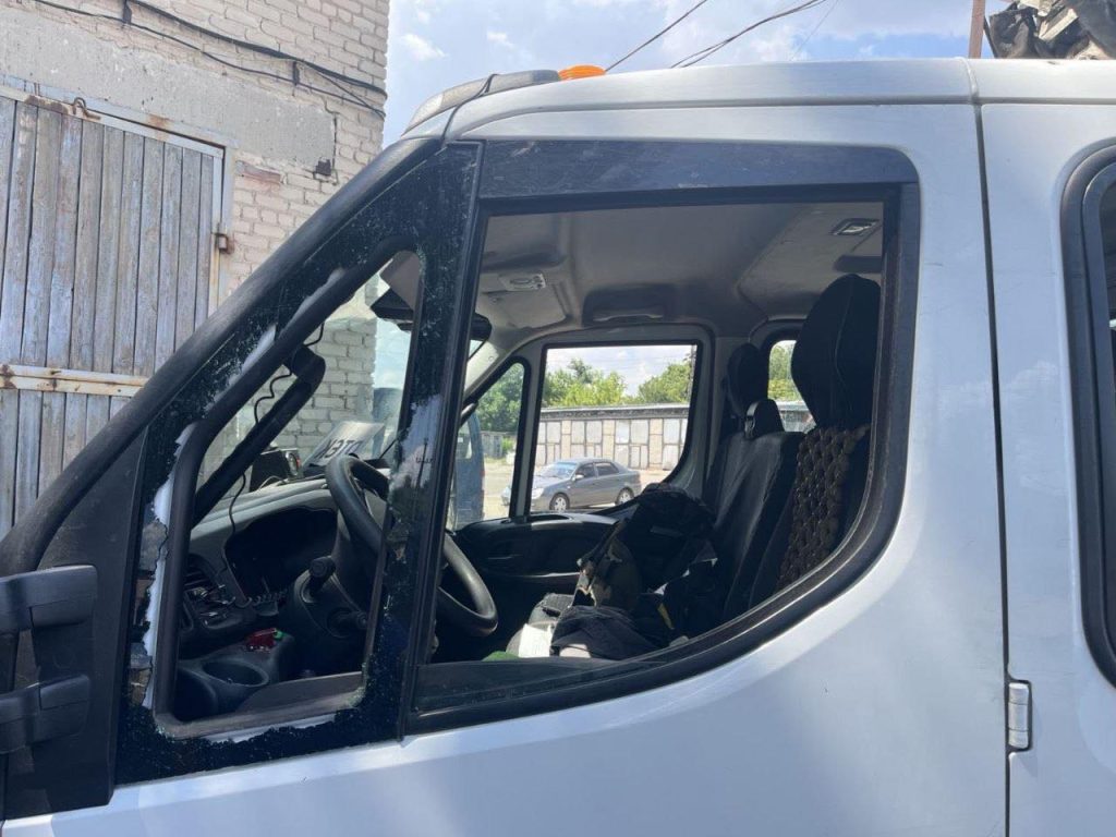 Ремонтна бригада ДТЕК знову потрапила під обстріл у Донецькій області