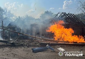 2516 ударів: росіяни атакували фронт і житловий сектор керованими бомбами, РСЗВ «Ураган» та артилерією