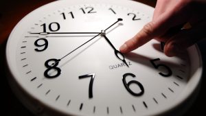 В Україні збирають підписи проти переходу на зимовий час