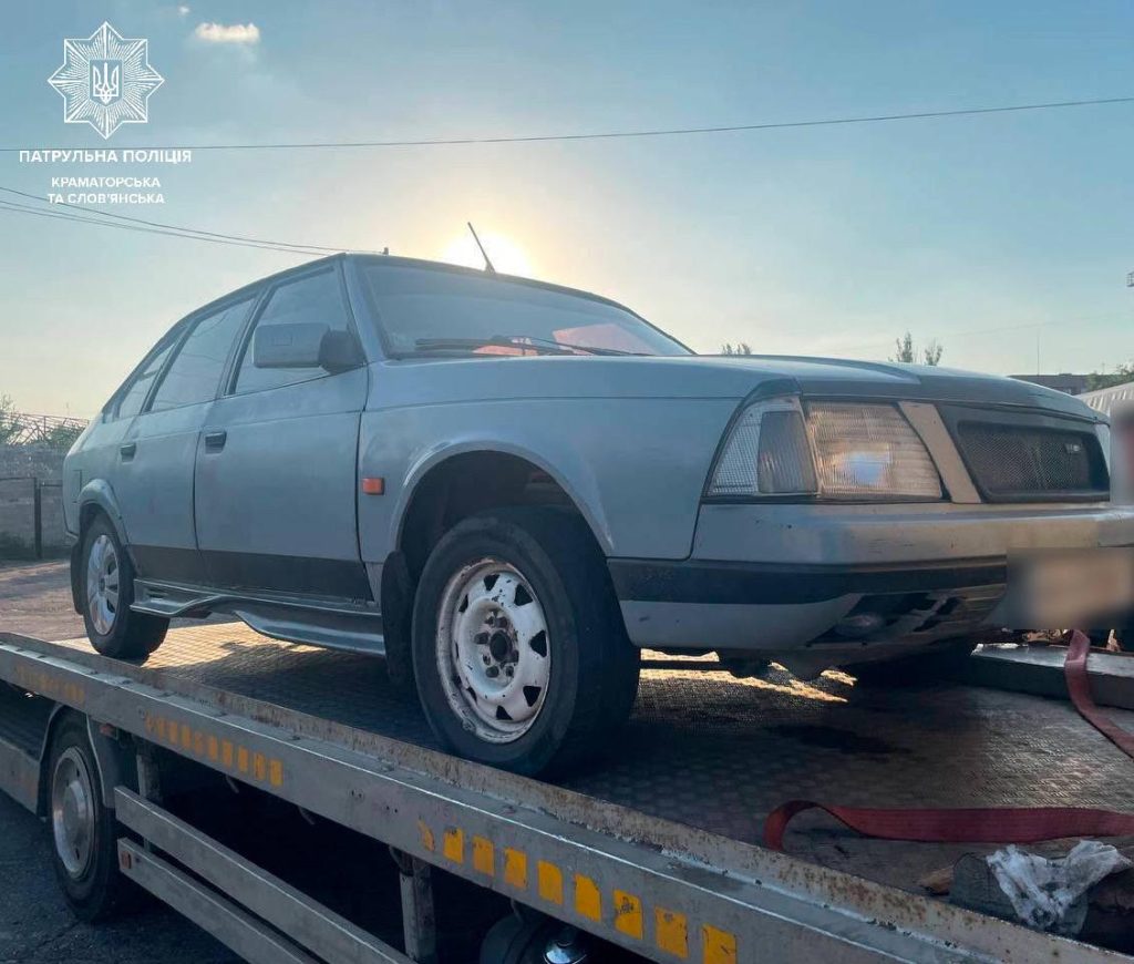 Минулими вихідними патрульні двічі виявляли авто у розшуку