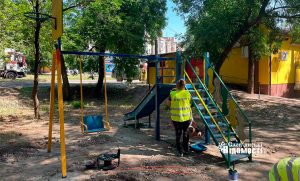 У Слов’янську з’явився новий дитячий майданчик. Його хочуть трохи розширити