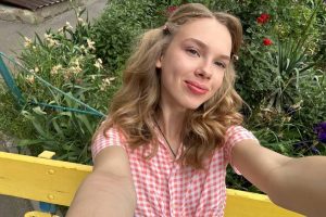 Випускниця зі Слов’янська набрала 200 балів з двох предметів на мультитесті, незважаючи на дистанційне навчання і війну