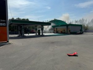 В Слов’янську знову лунають вибухи: пошкоджено АЗС, автомобілі та готель