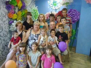 Родина переселенців зі Слов’янська у Дніпрі виховує 17 дітей