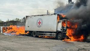 Три працівники Червоного Хреста загинули та двоє зазнали поранень під час обстрілу села на Донеччині