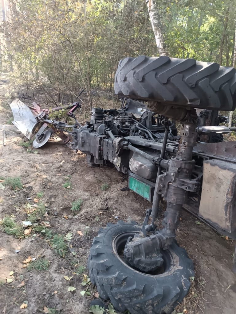 Тракторист підірвався на міні під час гасіння пожежі в Краснолиманському лісництві