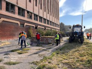 Вночі Краматорськ зазнав обстрілу, триває ліквідація наслідків