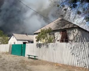 Горять «Святі гори», у Яровій палають будинки (фото, видео)