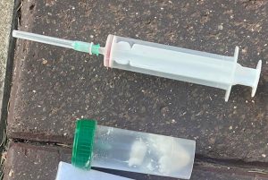 Цими вихідні патрульні виявляли у громадян, ймовірно, наркотичні речовини