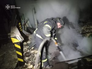 Минулої доби на Донеччині рятувальники ліквідували 7 пожеж, 4 з яких виникли внаслідок обстрілів