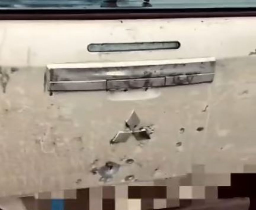 Автомобіль начальника Часовоярської МВА потрапив під обстріл