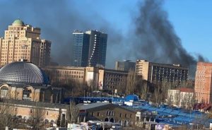 До Донецька повертаються люди, щоб продати квартири