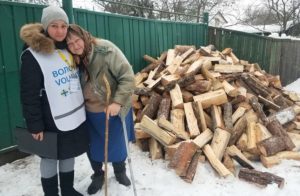 Переселенцям та вразливим категоріям місцевих жителів у 11 містах Карітас допоможе підготуватись до зими