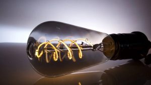 Скільки українців планують поїхати через можливі проблеми в енергетиці взимку, – опитування